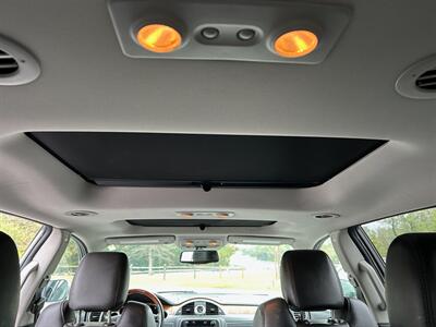 2012 Buick Enclave Leather   - Photo 17 - Jonestown, PA 17038