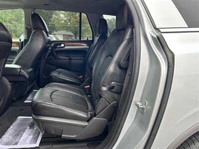 2012 Buick Enclave Leather   - Photo 11 - Jonestown, PA 17038