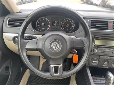 2013 Volkswagen Jetta SE PZEV   - Photo 19 - Jonestown, PA 17038