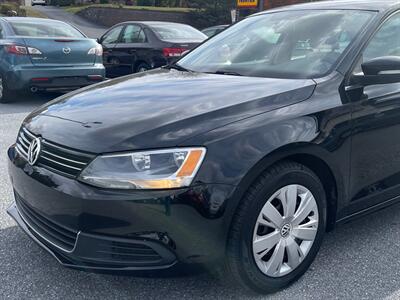 2013 Volkswagen Jetta SE PZEV   - Photo 2 - Jonestown, PA 17038