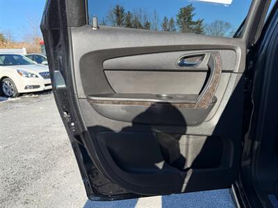 2012 GMC Acadia Denali   - Photo 12 - Jonestown, PA 17038