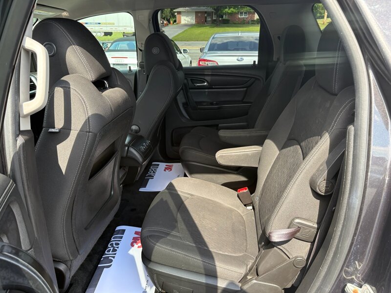 2014 GMC Acadia SLE-2 - Photo 13 - Jonestown, PA 17038