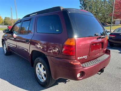 2005 GMC Envoy XL SLE   - Photo 2 - Jonestown, PA 17038