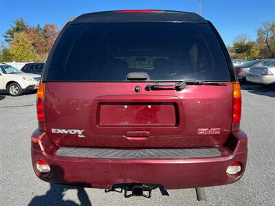 2005 GMC Envoy XL SLE   - Photo 3 - Jonestown, PA 17038