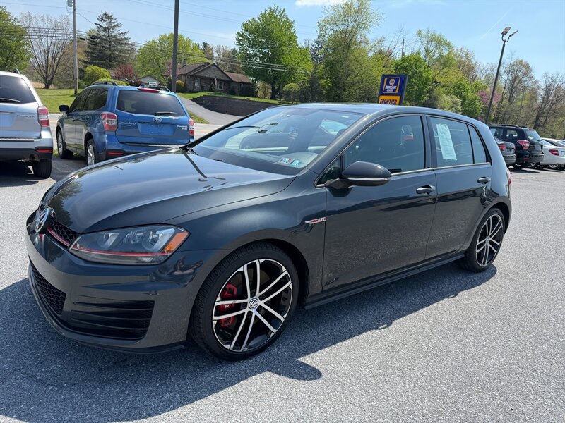 2017 Volkswagen Golf GTI Sport  