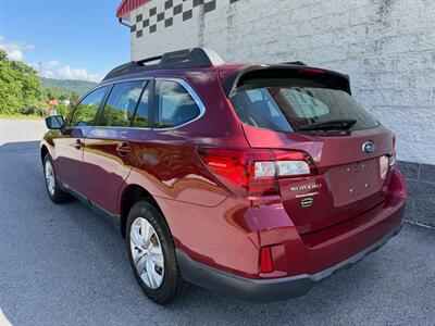 2015 Subaru Outback 2.5i - Photo 5 - Jonestown, PA 17038