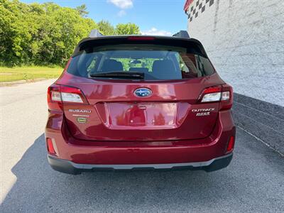 2015 Subaru Outback 2.5i - Photo 4 - Jonestown, PA 17038