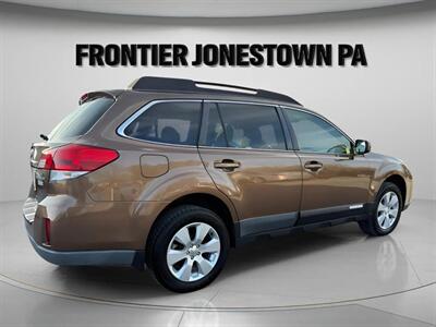2011 Subaru Outback 2.5i Premium - Photo 2 - Jonestown, PA 17038