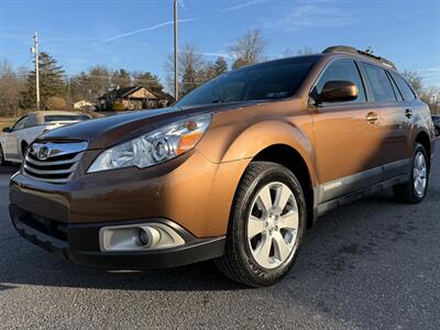 2011 Subaru Outback 2.5i Premium   - Photo 2 - Jonestown, PA 17038