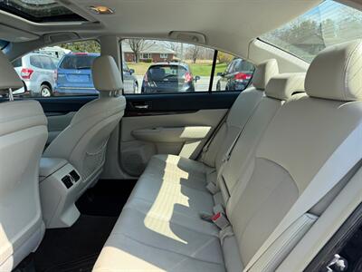 2013 Subaru Legacy 2.5i Limited   - Photo 12 - Jonestown, PA 17038