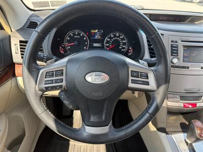 2013 Subaru Legacy 2.5i Limited   - Photo 16 - Jonestown, PA 17038