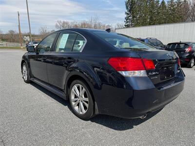 2013 Subaru Legacy 2.5i Limited   - Photo 8 - Jonestown, PA 17038