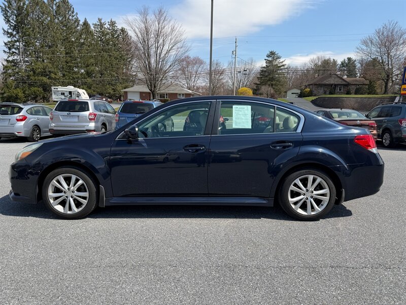 2013 Subaru Legacy 2.5i Limited   - Photo 1 - Jonestown, PA 17038
