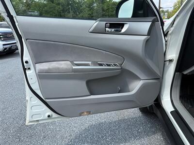 2010 Subaru Forester 2.5X Premium   - Photo 9 - Jonestown, PA 17038