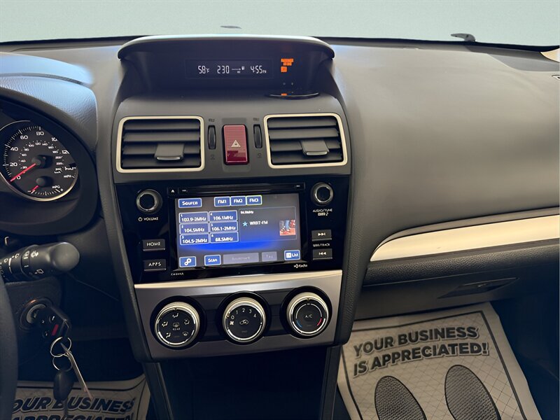 2015 Subaru XV Crosstrek 2.0i Premium - Photo 6 - Jonestown, PA 17038