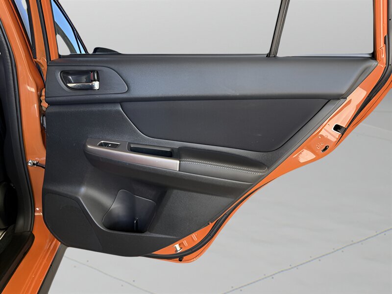 2015 Subaru XV Crosstrek 2.0i Premium - Photo 15 - Jonestown, PA 17038