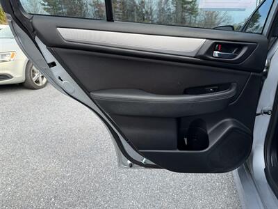 2016 Subaru Legacy 2.5i Premium - Photo 12 - Jonestown, PA 17038