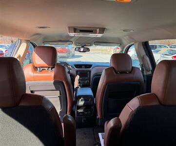 2016 Chevrolet Traverse LT   - Photo 17 - Jonestown, PA 17038