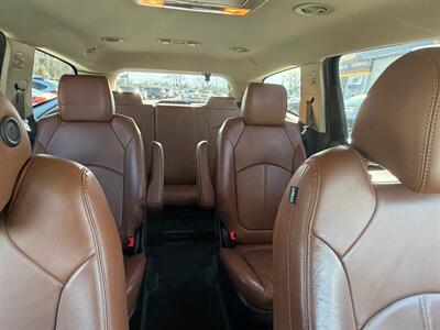 2016 Chevrolet Traverse LT   - Photo 23 - Jonestown, PA 17038