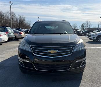 2016 Chevrolet Traverse LT   - Photo 3 - Jonestown, PA 17038