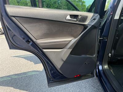 2014 Volkswagen Tiguan S 4Motion   - Photo 11 - Jonestown, PA 17038