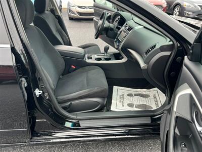 2015 Nissan Altima 2.5   - Photo 20 - Jonestown, PA 17038