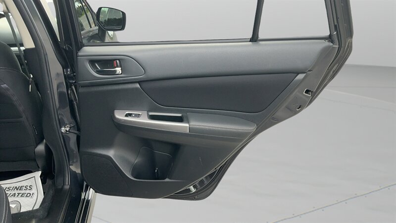 2015 Subaru XV Crosstrek 2.0i Premium - Photo 13 - Jonestown, PA 17038