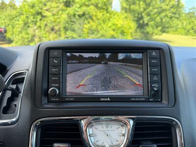 2016 Chrysler Town and Country Touring - Photo 22 - Jonestown, PA 17038
