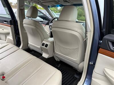 2013 Subaru Outback 3.6R Limited   - Photo 16 - Jonestown, PA 17038