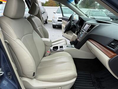 2013 Subaru Outback 3.6R Limited   - Photo 20 - Jonestown, PA 17038