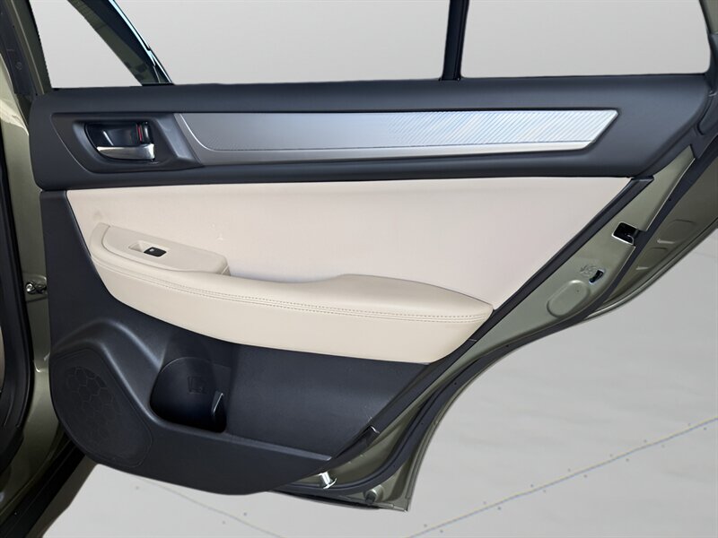 2017 Subaru Outback 2.5i Premium - Photo 20 - Jonestown, PA 17038