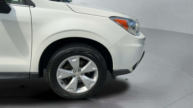 2016 Subaru Forester 2.5i Limited - Photo 17 - Jonestown, PA 17038