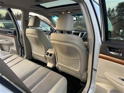 2014 Subaru Outback 2.5i Limited - Photo 15 - Jonestown, PA 17038