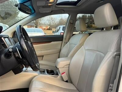 2014 Subaru Outback 2.5i Limited - Photo 10 - Jonestown, PA 17038