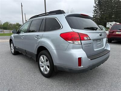 2012 Subaru Outback 2.5i Premium - Photo 7 - Jonestown, PA 17038