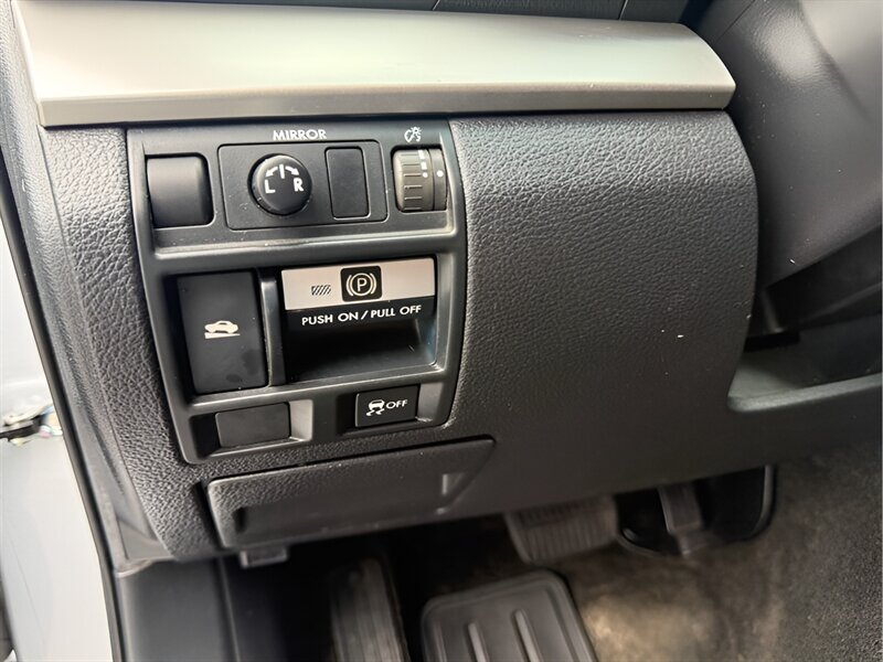 2012 Subaru Outback Premium - Photo 22