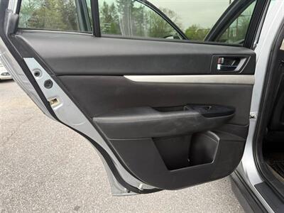 2012 Subaru Outback 2.5i Premium - Photo 12 - Jonestown, PA 17038