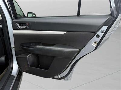 2012 Subaru Outback 2.5i Premium - Photo 16 - Jonestown, PA 17038