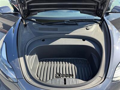 2021 Tesla Model 3 Long Range   - Photo 8 - Jonestown, PA 17038