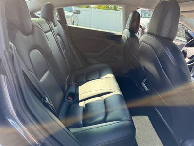 2021 Tesla Model 3 Long Range   - Photo 17 - Jonestown, PA 17038