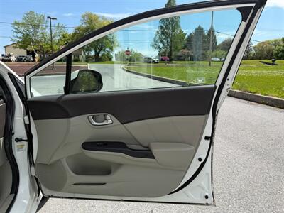 2012 Honda Civic EX-L   - Photo 18 - Jonestown, PA 17038