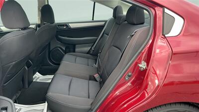 2017 Subaru Legacy 2.5i Premium - Photo 9 - Jonestown, PA 17038