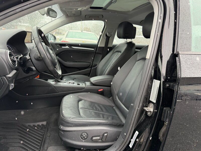 2015 Audi A3 2.0T quattro Premium - Photo 9 - Jonestown, PA 17038
