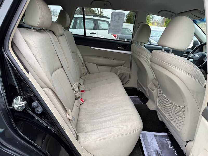 2012 Subaru Outback 2.5i Premium - Photo 15 - Jonestown, PA 17038