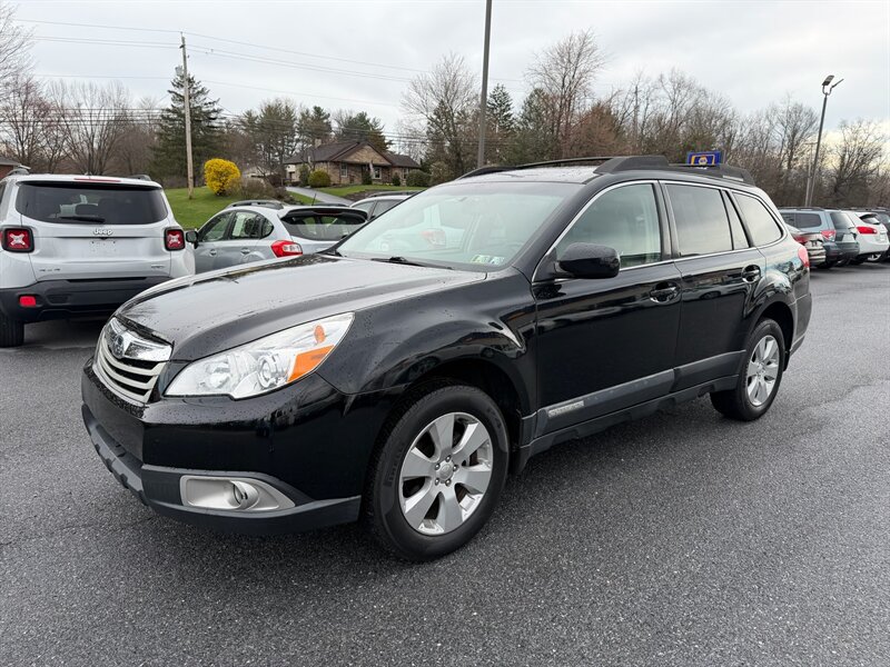 2012 Subaru Outback 2.5i Premium - Photo 2 - Jonestown, PA 17038
