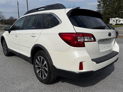 2017 Subaru Outback 2.5i Limited   - Photo 7 - Jonestown, PA 17038