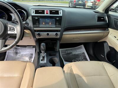 2017 Subaru Outback 2.5i Limited   - Photo 14 - Jonestown, PA 17038