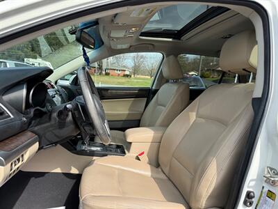 2017 Subaru Outback 2.5i Limited   - Photo 10 - Jonestown, PA 17038