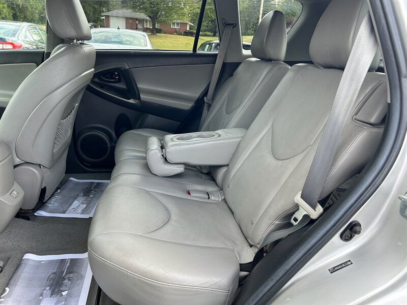 2012 Toyota RAV4 Limited photo 18