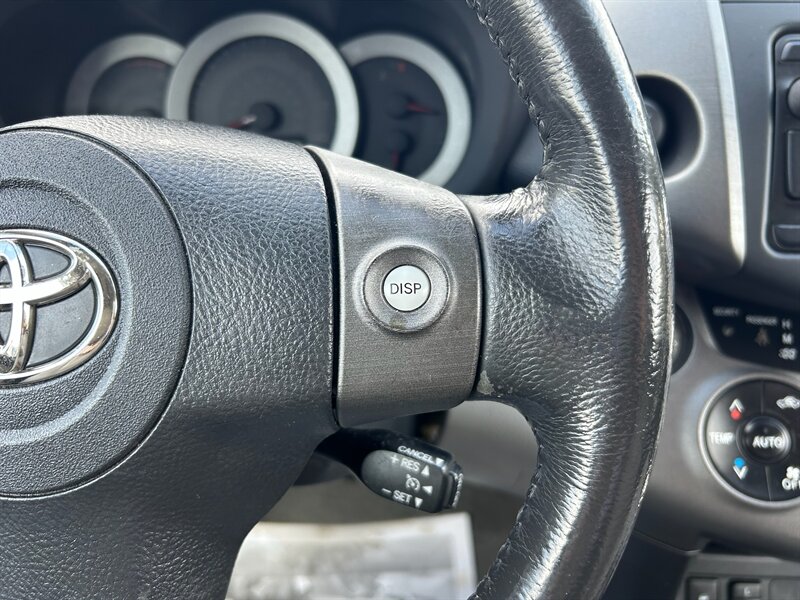 2012 Toyota RAV4 Limited photo 6